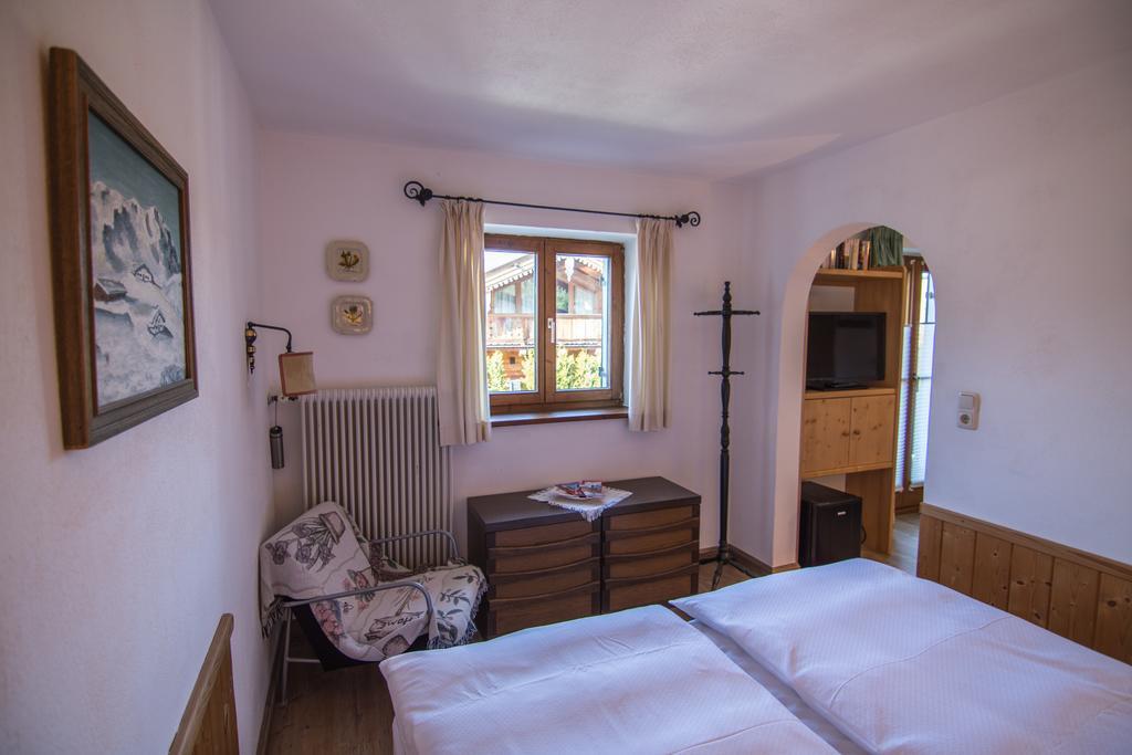 Pension Landhaus Gasteiger Kitzbühel Exterior foto