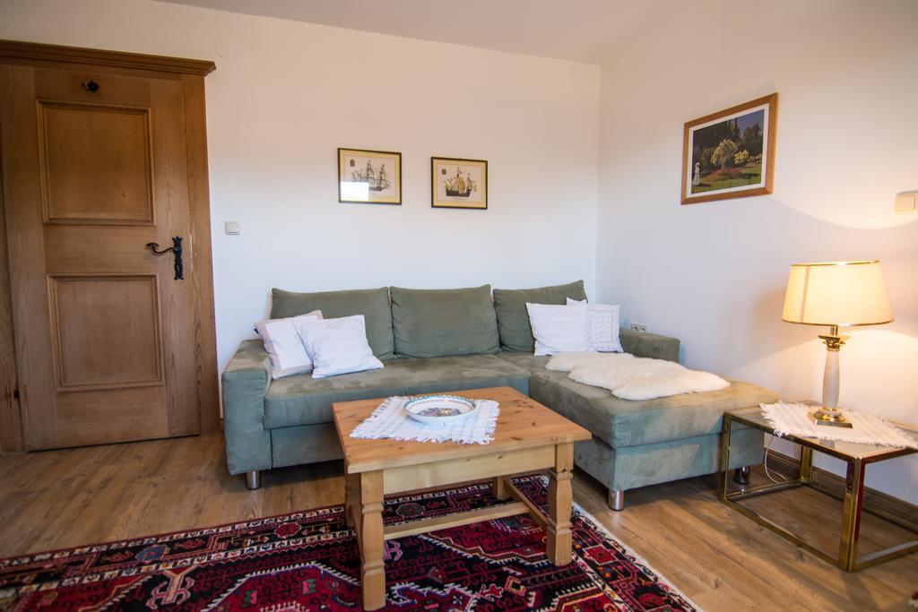 Pension Landhaus Gasteiger Kitzbühel Exterior foto