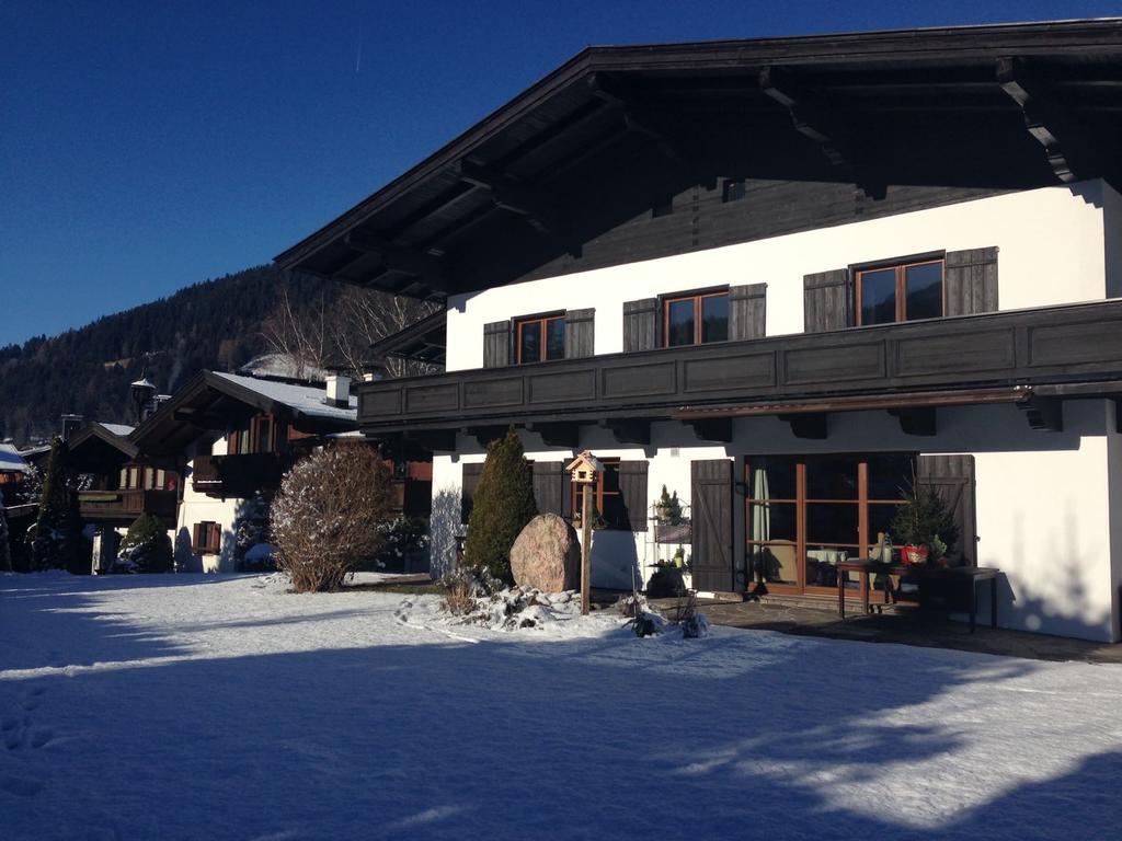 Pension Landhaus Gasteiger Kitzbühel Exterior foto